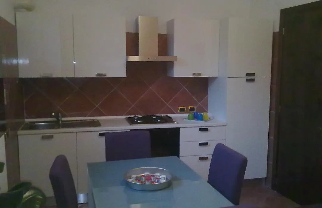 AFFITTACAMERE VALCHIAVENNA - Foresteria Lombarda con PARCHEGGIO PRIVATO SUL POSTO! Apprezzata Gestione Familiare dal 2012, Qualità-Prezzo TOP! Guest-House with PRIVATE PARKING ON SITE! Appreciated Family Management since 2012, Quality-Price TOP!-1